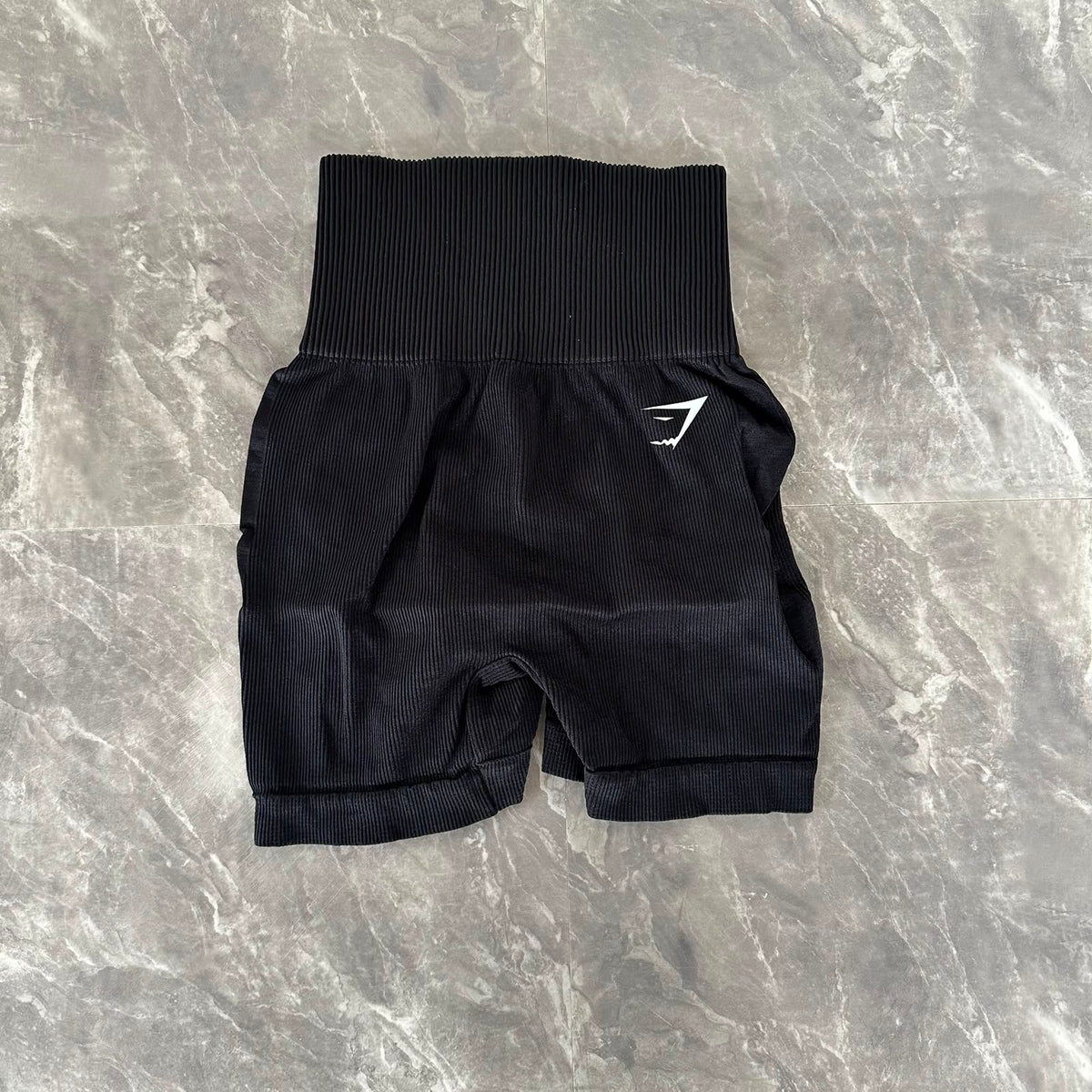 SHORT GYMSHARK