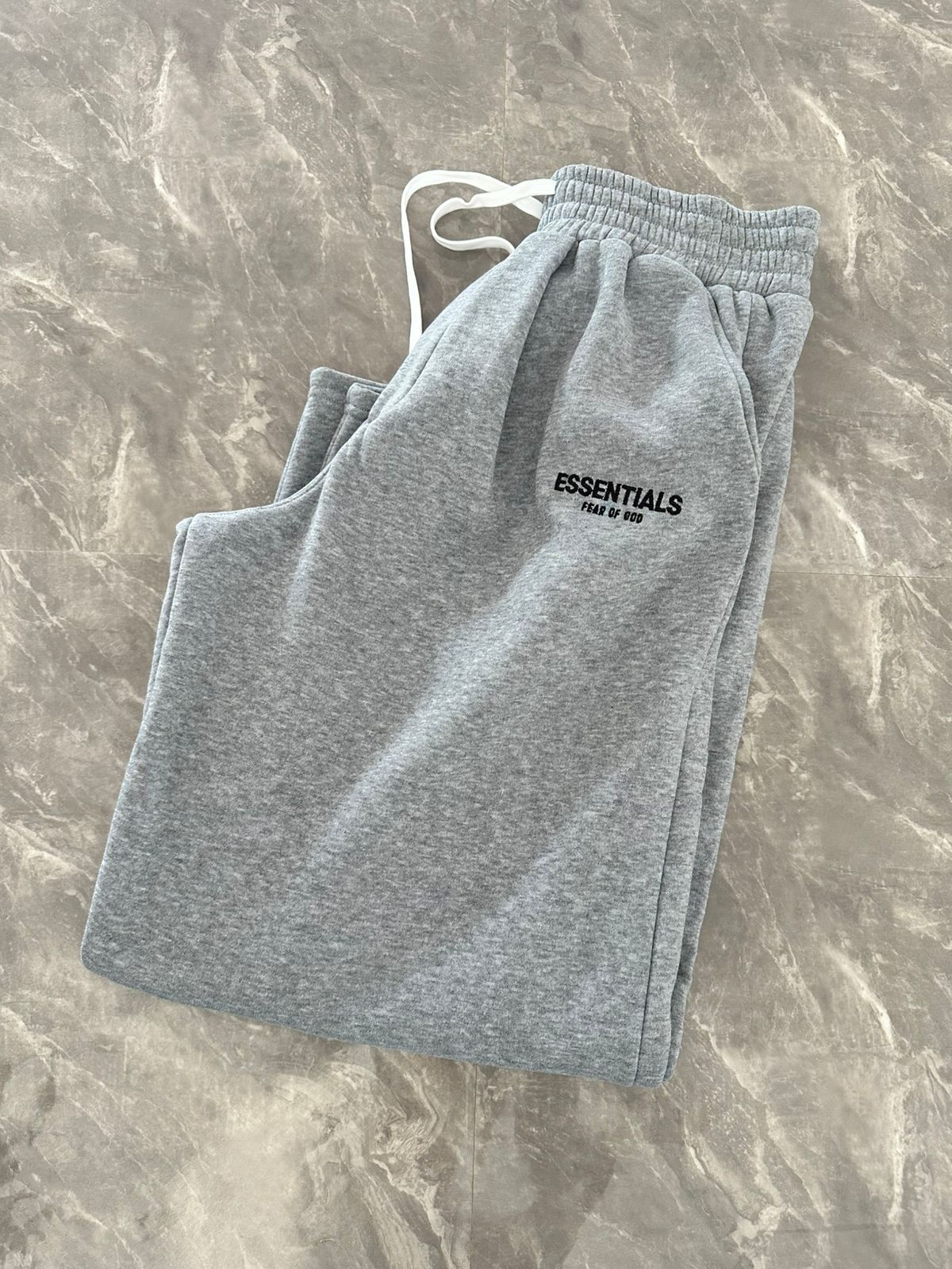 BAGGY ESSENTIALS BORDADO