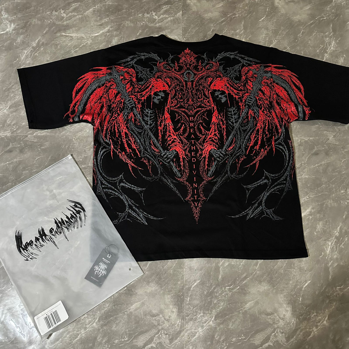 OVERSIZE BLOOD REAPED BREATHEDIVINITY