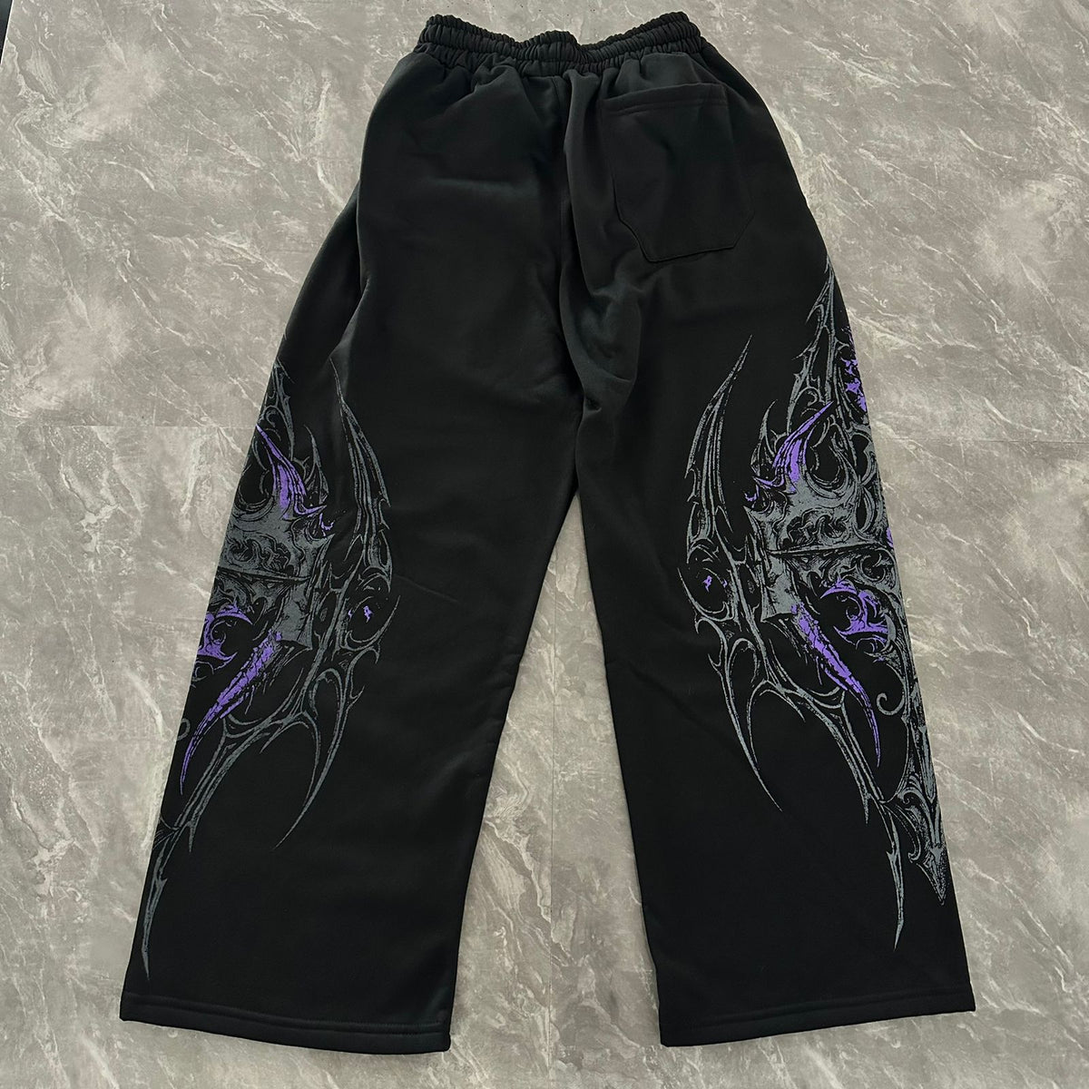 BAGGY EXECUTIONER BREATHEDIVINITY