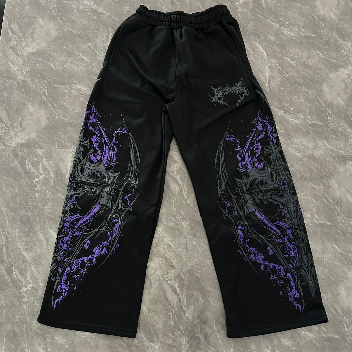 BAGGY EXECUTIONER BREATHEDIVINITY