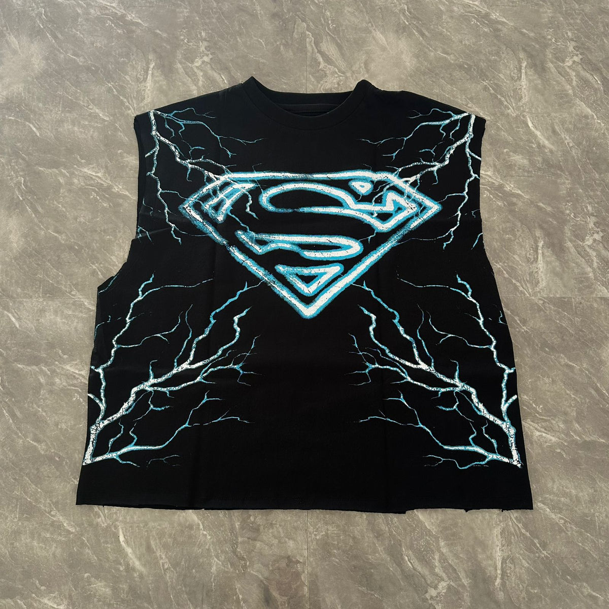TANK SUPERMAN YLA